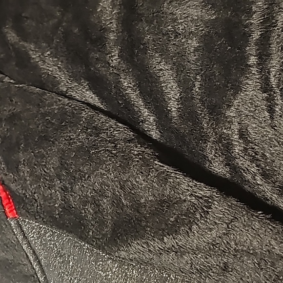 Robe - Picture 4 of 4